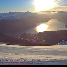 Sol fr&aring; skyfri himmel
Onsdag 29/3 blir en flott d.