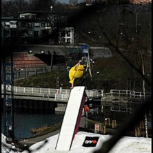 Lite v&aring;r jibb i shorts och t-shirt.. Foto: Fredrik Bergqvist. &Aring;kare: Linus Stevrin Skoglund.