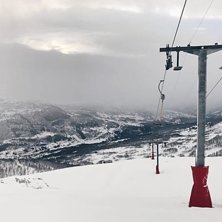 Ekstra&aring;pent - tirsdag 
12cm nysn&oslash; i toppen av ri.
