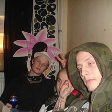 Foto: N&aring;gon full. &Aring;kare: MadMike Kajje &amp;amp; PakkelitO.