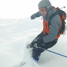 Br&auml;nner m&aring;lmedvetet f&ouml;rbi i pudret.... Foto: Martin Bengtsson. &Aring;kare: David Bengtsson.