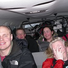 N&auml;r man har det b&auml;st i en bil som luktar jumpaha. Foto: Stefan.