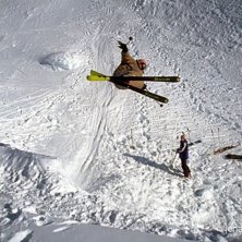 Byggde en corner upp p&aring; skutan, i en av groparna.. Foto: Jonas Coll&eacute;n. &Aring;kare: Cim.