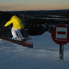 Foto: Erik Larsson. &Aring;kare: Adam Persson.