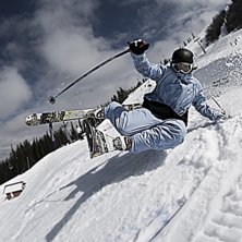 Joonas switchar om med ett fettans handdrag. Foto: Nicke Jacobsson. &Aring;kare: Joonas Wikberg.