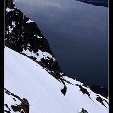 Maj tur i Narvik p&aring; rombaksst&ouml;ttas baksida. Foto: Fredrik Bengtssn. &Aring;kare: Erik Memmi.