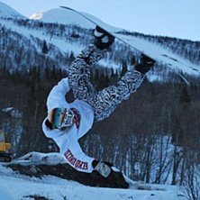 Frontflip. &Aring;kare: Vincent Carlfjord.