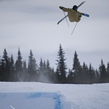 Tidigt januari i br&auml;cke.  sw 900 bluuuuunt. Foto: Yngve Staberg. &Aring;kare: Oscar Harlaut.