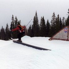 Jag l&auml;r mig raila. Foto: Ola Lustig. &Aring;kare: Linda Olsson.