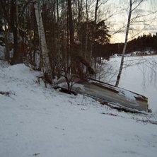 Boardslide p&aring; undersidan av en b&aring;t (syns v&auml;ldig. Foto: Daniel Palm. &Aring;kare: Neil Dhir.