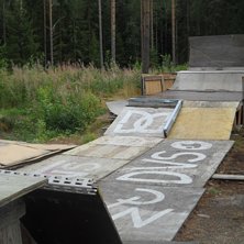 Min mini skate park som jag sj&auml;lv byggt.. Foto: Jag.