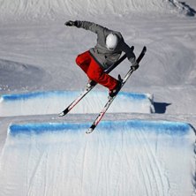 Freeride @adolfssonaxel
Instagram @axlson
www.yw. Foto: Axel Adolfsson. &Aring;kare: Jonas Bj&ouml;rkman.