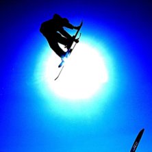 bl&aring;&aring;&aring;. Foto: torgny tidstrand. &Aring;kare: emil tidstrand.