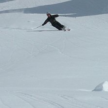 grymt sk&ouml;n sn&ouml; nedanf&ouml;r stolemberg i gressoney. Foto: jonas sr&ouml;mqvist. &Aring;kare: andreas olsson.