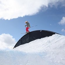 &Aring;kare: Michaela Tilliander.