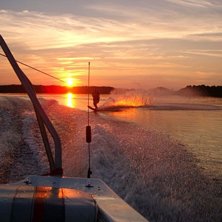 Motljuset gav en fin belysning !. Foto: Petteri Koste. &Aring;kare: Erkki Koste.