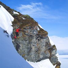 Efter detta lilla skutt fick Jens samla ihop sin u. Foto: Johan Vall. &Aring;kare: Jens H&auml;ggstr&ouml;m.