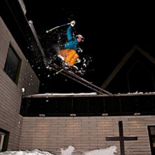 best&auml;mde mig f&ouml;r att droppa ner fr&aring;n kyrkans ta. Foto: simon.