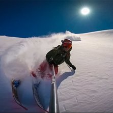 -Cugnai!...30-40min hike upp efter kammen vid topp.