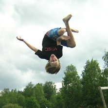 Kamikaze, haha sjuk bild . Foto: Viktor andersson. &Aring;kare: Mattias Westerlund.