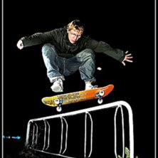 Per i en enkel ollie. Aktiviten var inte uppskatta. Foto: Mattias Ottosson. &Aring;kare: Per Ekstrand.