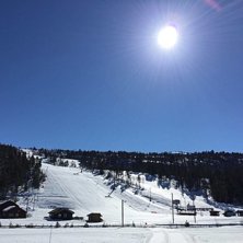 S&oslash;ndag 26. Mars - Stor sol og bl&aring; himmel!
Sol, s.