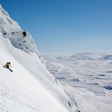 En sv&auml;ng med utsikt!. Foto: Oskar &Aring;slund. &Aring;kare: Simon B&ouml;rjars.