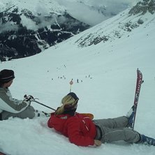 Paus i backen. Foto: Melinda Sundstr&ouml;m. &Aring;kare: Sara Sandberg Emelie Jones.