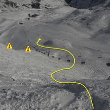 Run 3 North Face - V&auml;ljer du skid&aring;karens v&auml;nste. Foto: Powder Department Stubaier Gletscher.