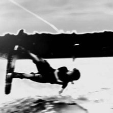 det blev en riktigt fet faceplant kan jag ber&auml;tta. Foto: Johan Jalvemo. &Aring;kare: Mikaela Isaksson.