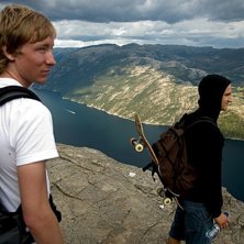 Fin utsikt &ouml;ver Lysefjorden. Br&auml;nnan efter googl. Foto: Bj&ouml;rn Bonthron. &Aring;kare: Niklas och papi.