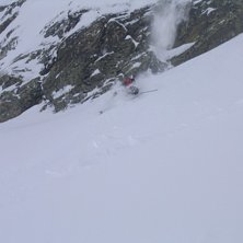 Sk&ouml;n landning efter liten klippa. Foto: Martin Bengtsson. &Aring;kare: Michael Malmros.