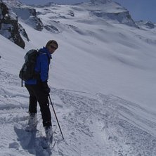 Foto: B L. &Aring;kare: C R.