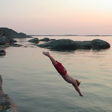 Sk&ouml;n liten dykklippa.. Foto: Janne Malmborg. &Aring;kare: Ville berg-Malmborg.