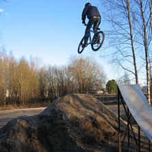 rusta dirtens ramp. Foto: Markus. &Aring;kare: Emil.