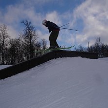 jag chillar p&aring; kinkade railen..... Foto: simon. &Aring;kare: fredrik berggren.