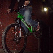 Foto: LiLLen Bergstr&ouml;m. &Aring;kare: RaZ Ericsson.