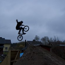 f&ouml;rsta g&aring;ngen ja k&ouml;r min nybyggda ramp, (Tuck n. Foto: karl mattsson. &Aring;kare: JohnEricsson.