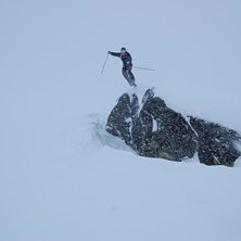 Sn&ouml;igt, men h&auml;rlig &aring;kning. Foto: Ylva Johansson. &Aring;kare: Tomas Blomberg.
