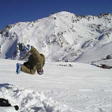 Lite roliga volter nerf&ouml;r en backe p&aring; picknicken. Foto: Tove. &Aring;kare: Christian smith.