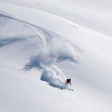 Sk&ouml;nt &aring;k, l&ouml;nar sig att vara f&ouml;rst p&aring; Maroi!. Foto: Leo Alsved. &Aring;kare: Kristoffer Svensson.
