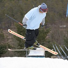 Daniel l&auml;gger en fin 270 pretzel 270.. Foto: Johan S&ouml;derlund. &Aring;kare: Daniel S&ouml;derlund.
