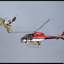 Under inspelningen av freestyle motocross filmen R. Foto: Mattias Klockar. &Aring;kare: Daniel Bodin.