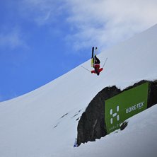 En backflip fr&aring;n NM i Riksgr&auml;nsen. Foto: William Larsson. &Aring;kare: Sebastian Karlsson.