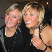 &Aring;kare: Mia &aring; Soffan.