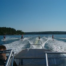 yess. Foto: anna-lena larsson. &Aring;kare: fv: stefan, oscar, john, jag, tim.