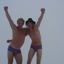 Toppen av Kebnekaise!. Foto: Nada. &Aring;kare: Viktor och Patric.