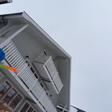 Hoppa lite vid stugan. Foto: Jockiz. &Aring;kare: Adrian Sj&ouml;strand.