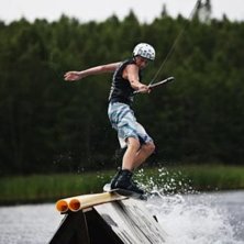 &Aring;kare: Gustav kalm.