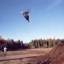 Jag flippar 7 metersgapet. Foto: ingen aning. &Aring;kare: Jag.